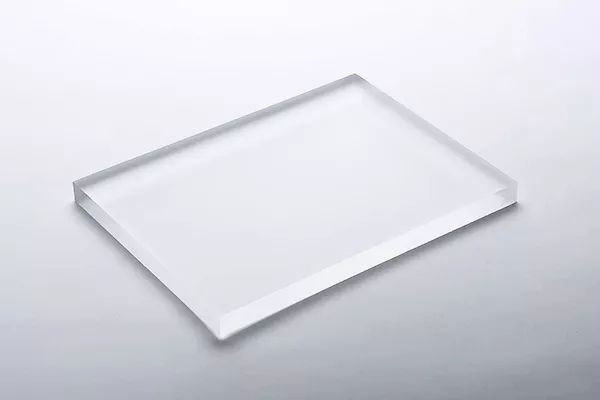 Ultra-white glass
