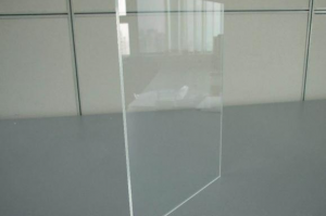 ultra-white tempered glass